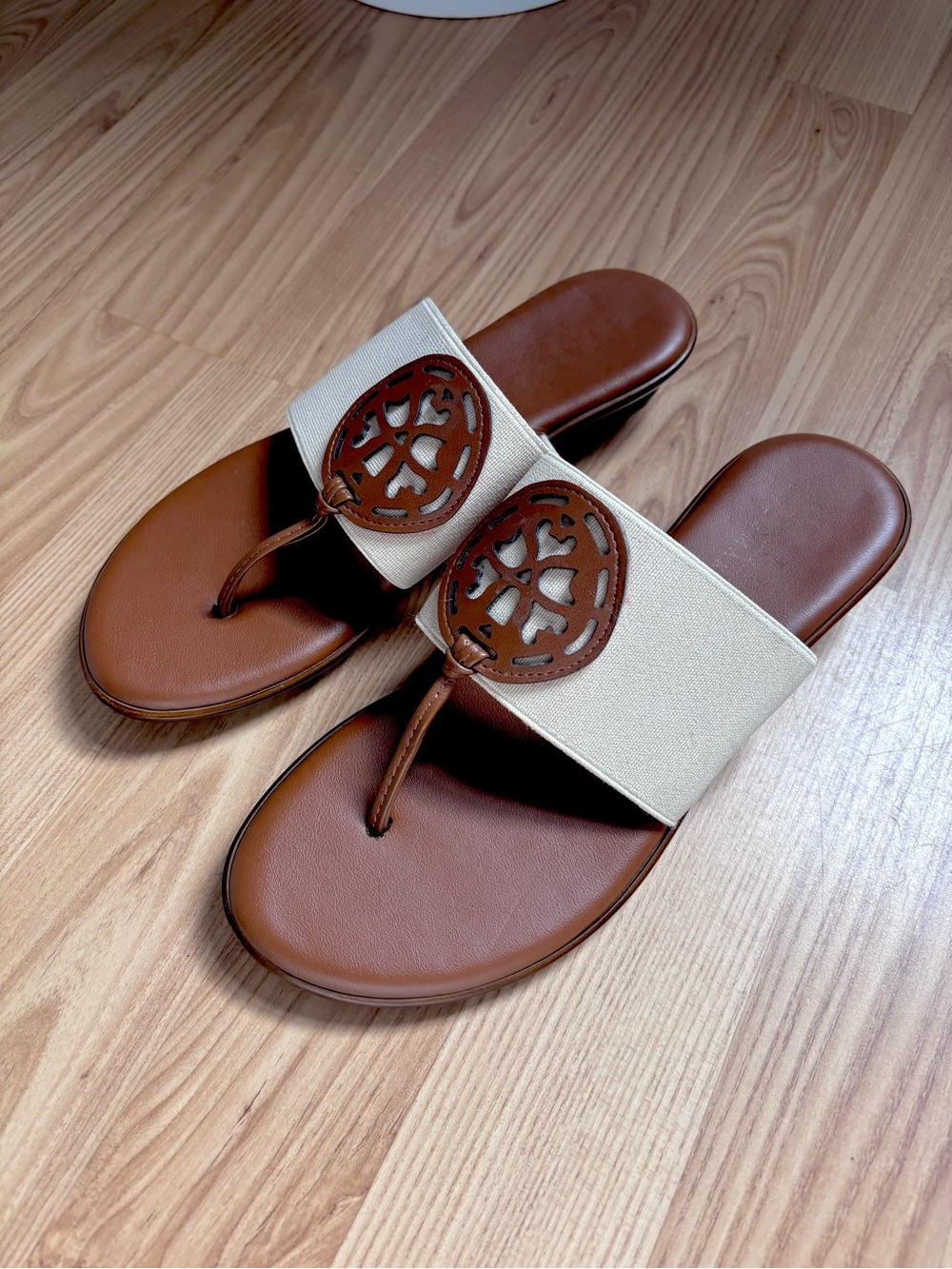 Italian Shoemakers Brown & Cream Flat Sandals Size 6-6.6